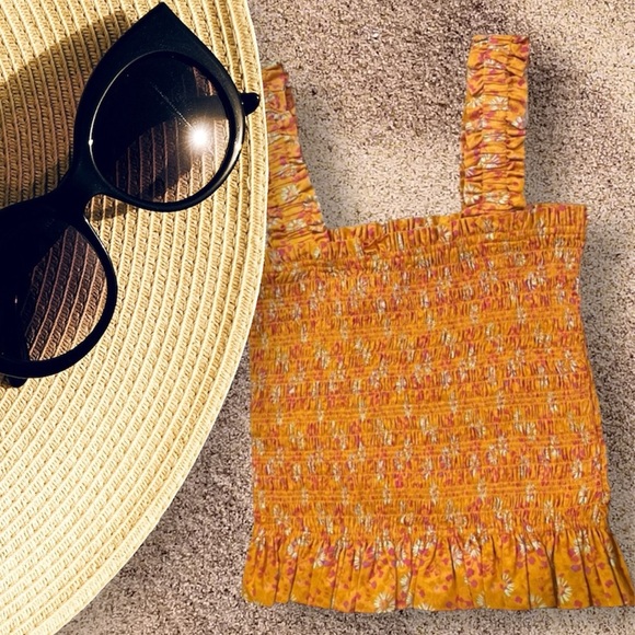 WAYF Smocked Ruffle Hem Top, Orange Yellow Floral Print 100% Cotton, Size Medium - Picture 3 of 12